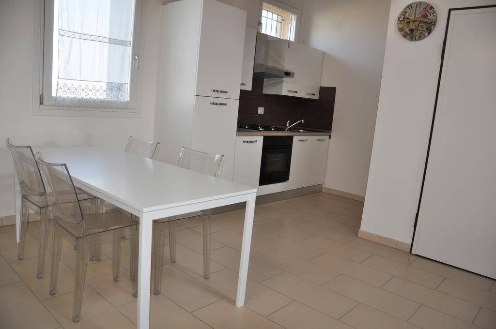 Parco Urbano Apartment Ферара Стая снимка
